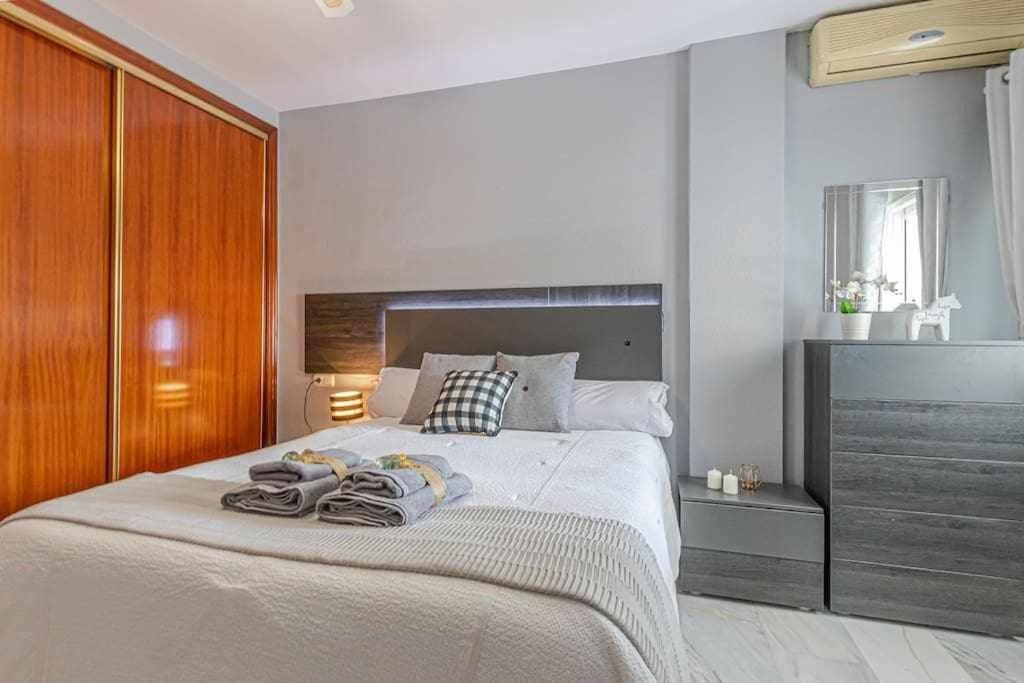 Apartment 797holidayrentals- En Torremuelle Con Terraza Y Piscina *